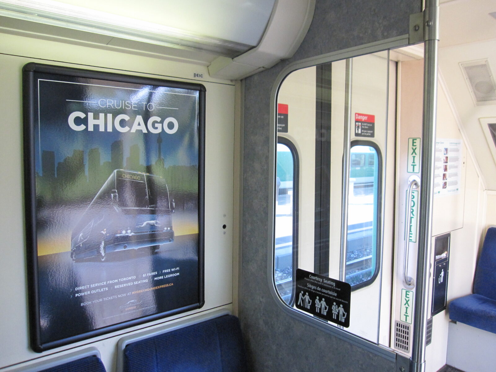 poster frames via rail
