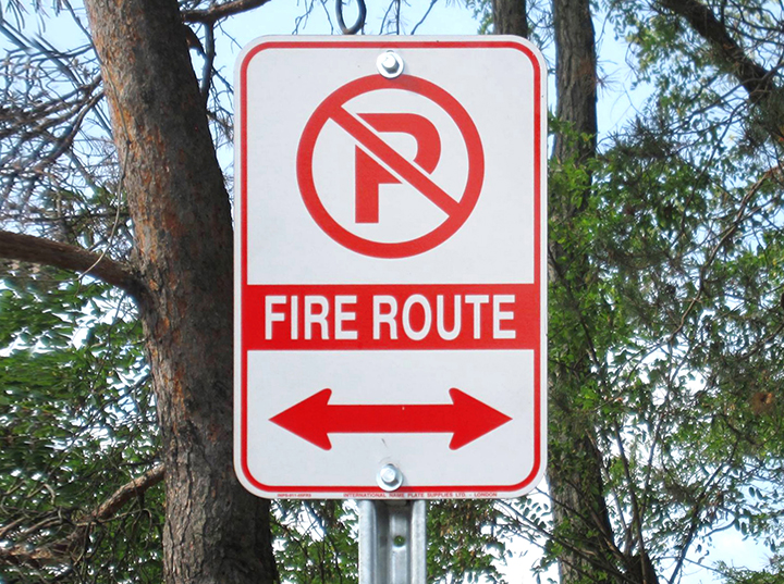 INPS Fire Route Parking Sign