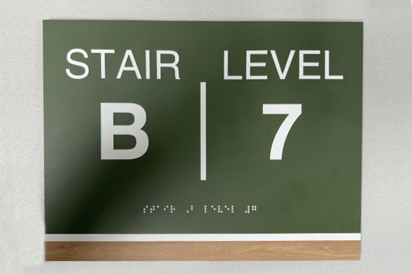 braille stairwell stair level sign