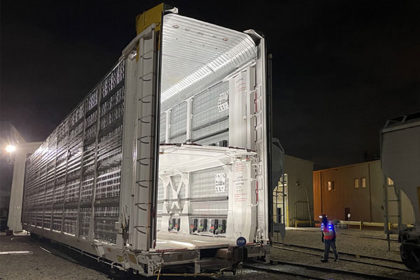 autorack railcar lighting