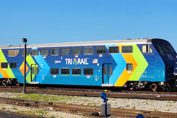 tri rail graphics vinyl refresh passenger car graphics